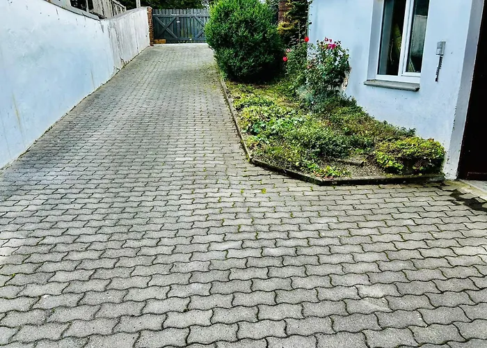 Monteur In *